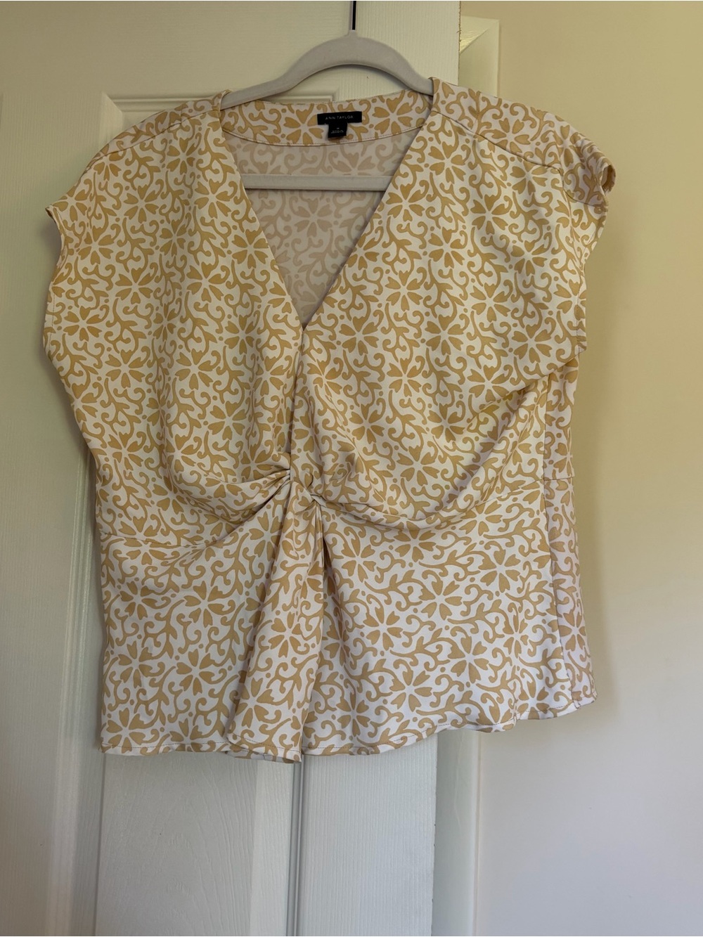 Women's Twisted Front V-Neck Mixed Media Top